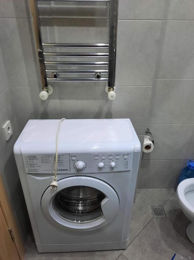 Yalcin Star Residence Diana'S Flat บาทูมิ ภายนอก รูปภาพ